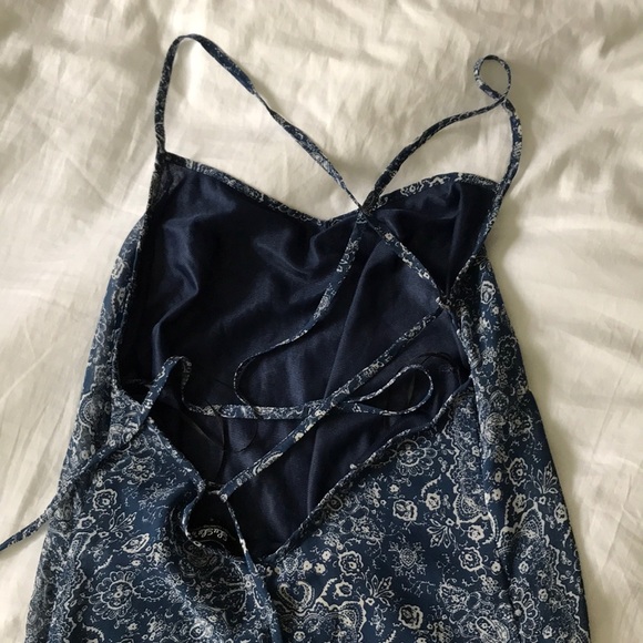 Backless blue Lulus dress - Picture 3 of 3